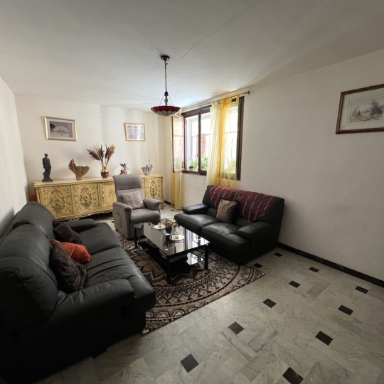  Annonces COLOMBIERS : House | OUVEILLAN (11590) | 245 m2 | 169 000 € 