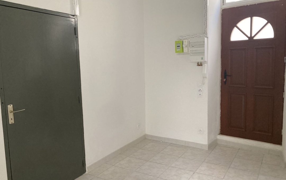 Annonces COLOMBIERS : Appartement | COURSAN (11110) | 44 m2 | 81 000 € 